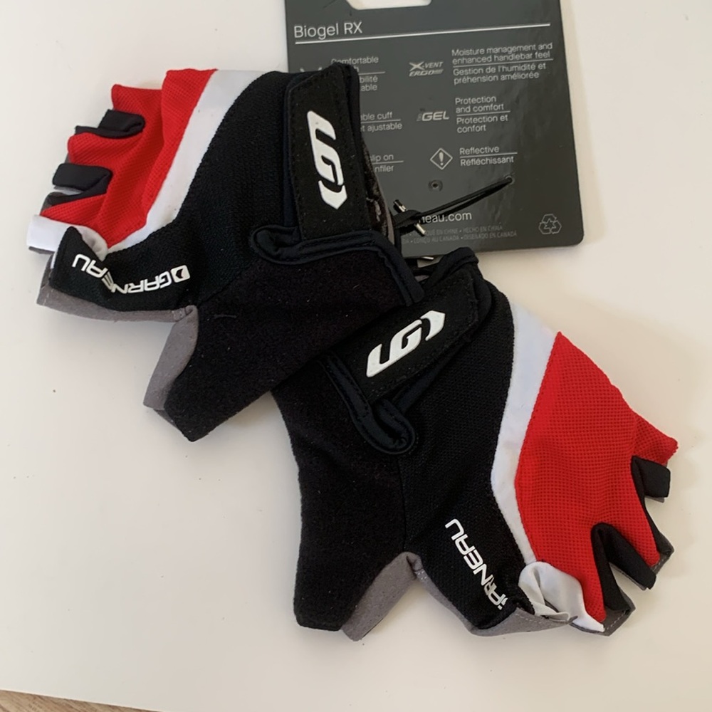 Biogel rx-v glove  m